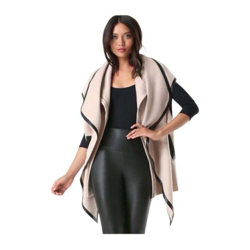 Bebe Marielle Cocoon Chic Beige and Black‎ Wrap Vest Coat Sz Medium NEW